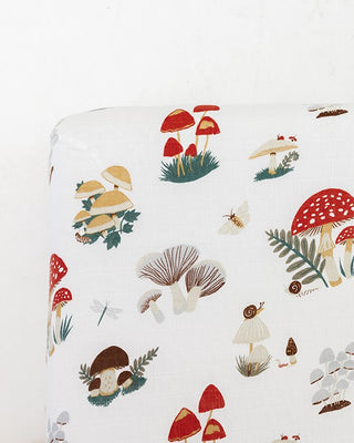 Clementine Kids Crib Sheet - Mushroom