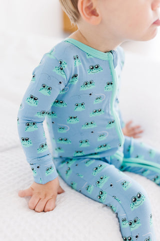 Boy's Print Bamboo Footie with 2-Way Zipper - Dream Blue Bespeckled Frogs Baby & Toddler Sleepwear