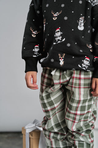 Long Sleeve Crewneck Tee Shirt - Santa & Friends Shirts & Tops