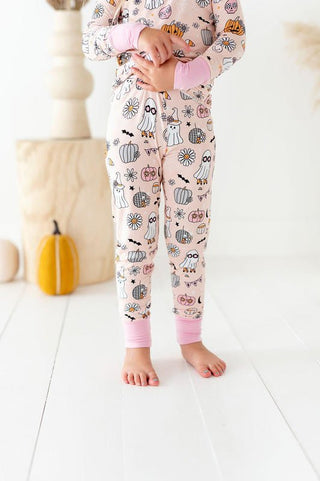 Kiki and Lulu Girl's Bamboo Long Sleeve Pajama Set - Pink Ghost