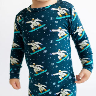 Posh Peanut Boys Long Sleeve Basic Romper - Yeti Snowboarding