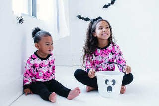 Girl's Long Sleeve Crewneck Sweatshirt and Legging Outfit Set - Evie (Girl Ghosts) Baby & Toddler Outfits