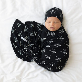 Infant Swaddle and Beanie Set - Dancing Skelly Swaddling Blankets